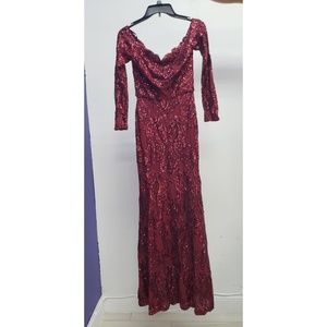 Long sleeve red dress ❤️